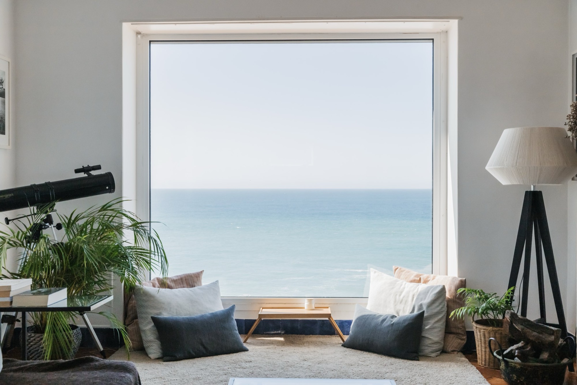 Sala com vista para o Atlântico